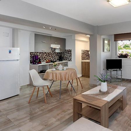Rentinis Apartments Никити Экстерьер фото