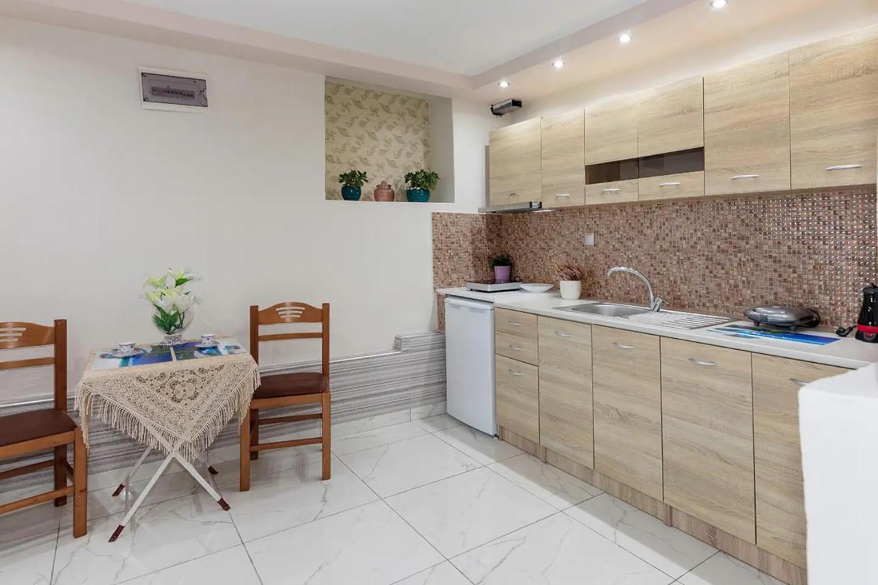 Rentinis Apartments Никити Экстерьер фото